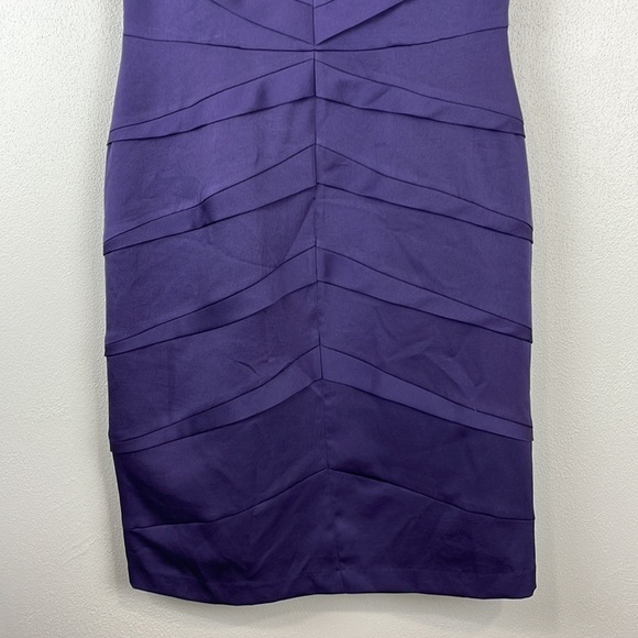 ADRIANNA Papell Sleeveless Dress - Picture 3 of 12